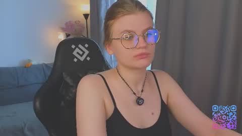  JessieVibes online show from June 21, 2026, 2:08 pm