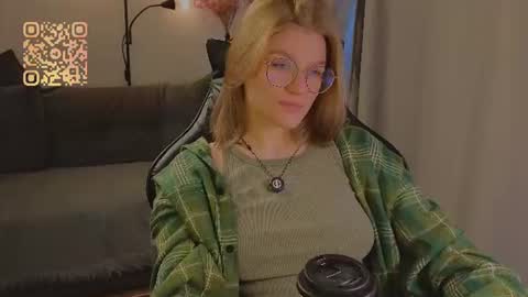  JessieVibes online show from July 16, 2026, 1:39 pm