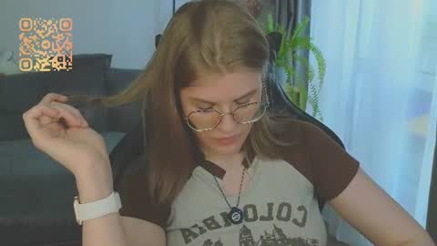  JessieVibes online show from July 18, 2026, 2:10 pm