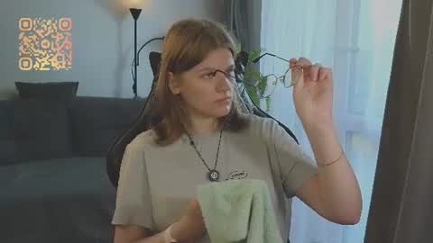  JessieVibes online show from July 19, 2026, 1:37 pm
