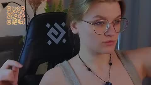  JessieVibes online show from July 25, 2026, 2:36 pm