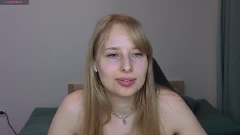 Snapshot of jessy_comely chatting on July 8, 2026, 6:34 pm Jessy online show from July 8, 2026, 6:34 pm