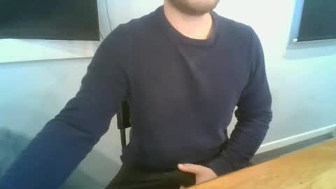Snapshot of jezz045 chatting on May 13, 2026, 5:16 am jezz045 online show from May 13, 2026, 5:16 am