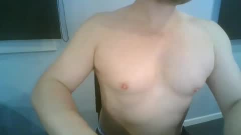 Snapshot of jezz045 chatting on May 26, 2026, 11:45 pm jezz045 online show from May 26, 2026, 11:45 pm