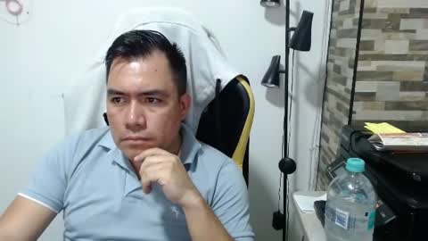 Snapshot of jhonatan_morales_s chatting on July 18, 2026, 11:52 pm jhonatan_morales_s online show from July 18, 2026, 11:52 pm