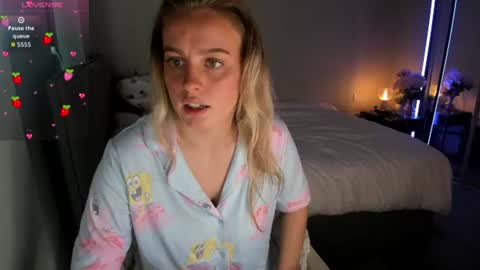 Juliette Rose online show from June 17, 2026, 8:50 am