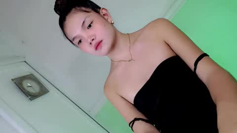 joanna_johnson online show from April 25, 2026, 12:52 pm