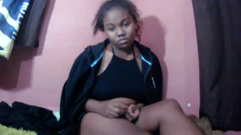 joenah012 online show from July 11, 2026, 6:43 pm