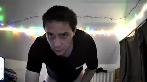 johan54333 online show from July 25, 2026, 2:53 am