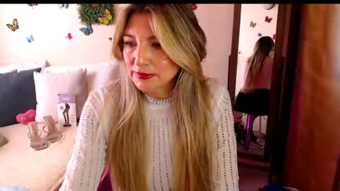 Jolie Mature online show from July 4, 2026, 7:42 pm
