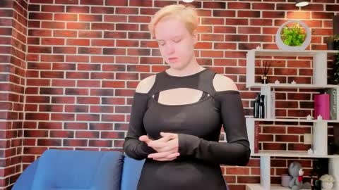Ellie online show from May 17, 2026, 8:12 am