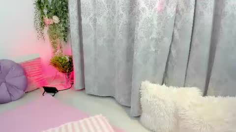 Josephine online show from July 19, 2026, 2:10 pm