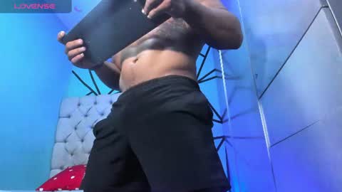 Snapshot of juande_24 chatting on July 22, 2026, 4:43 pm independent model online show from July 22, 2026, 4:43 pm