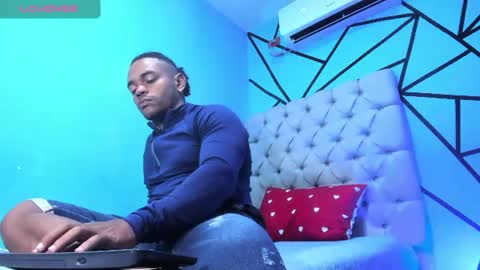 Snapshot of juande_24 chatting on July 23, 2026, 3:43 pm independent model online show from July 23, 2026, 3:43 pm