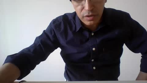 juanearth1 online show from May 28, 2026, 9:56 pm