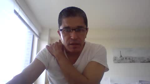 juanearth1 online show from June 2, 2026, 9:50 pm