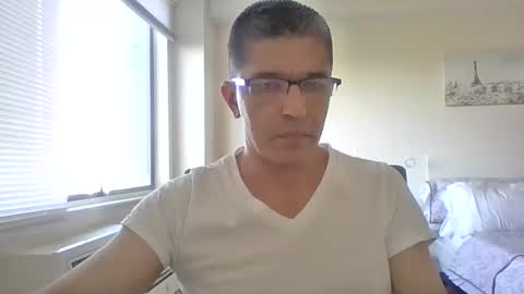 juanearth1 online show from June 8, 2026, 10:43 pm