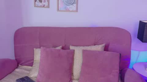 juanita_owens online show from June 19, 2026, 11:47 am