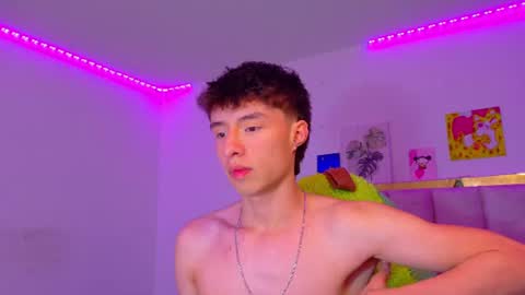 juanmres online show from August 4, 2026, 7:16 pm