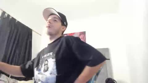 Snapshot of juannvalencia11 chatting on April 22, 2026, 8:21 pm juannvalencia11 online show from April 22, 2026, 8:21 pm
