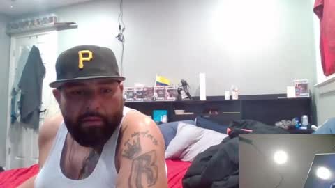 Juiceepawwg420 online show from June 15, 2026, 8:33 pm