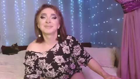 Julia online show from July 25, 2026, 8:12 am