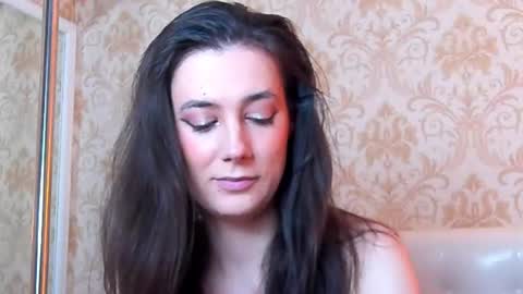 JuliaHunt online show from July 22, 2026, 11:13 am
