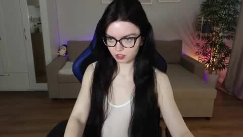 Julia online show from June 26, 2026, 8:52 am
