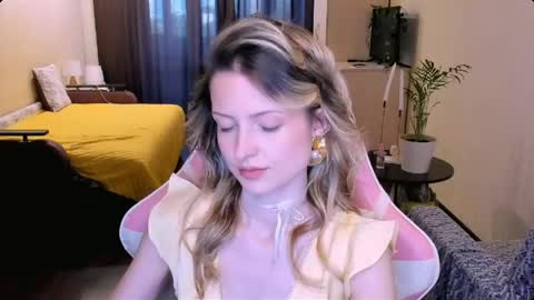 Julie online show from May 12, 2026, 2:58 pm