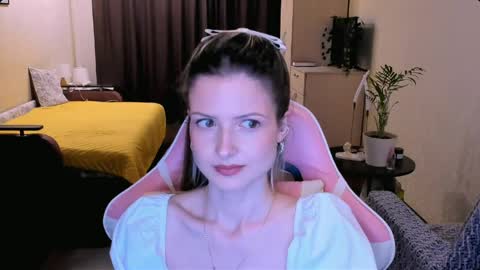 Julie online show from May 19, 2026, 4:46 pm