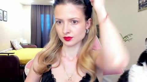 Julie online show from June 2, 2026, 2:41 pm