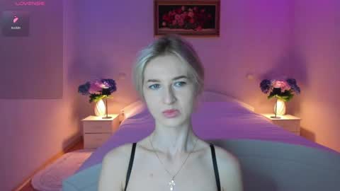 julieblazex online show from July 24, 2026, 8:40 pm