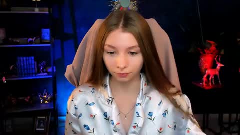 juliedaniel online show from June 25, 2026, 4:34 am