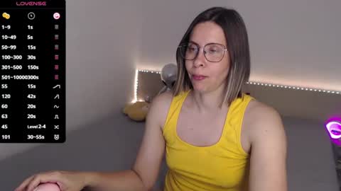 Julie online show from June 18, 2026, 3:38 pm