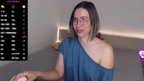 Julie online show from June 23, 2026, 4:05 pm