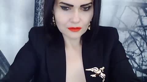 k_queen36 online show from June 13, 2026, 8:01 am