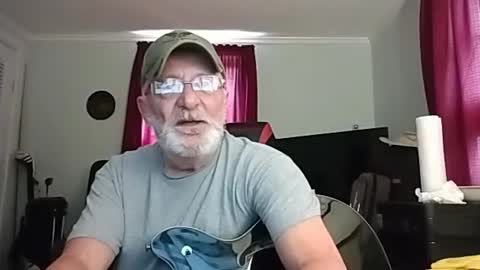 kabriggs136 online show from June 17, 2026, 9:05 pm