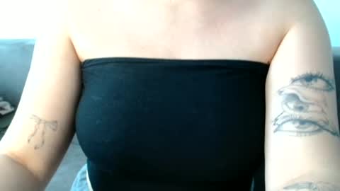Kaitlin online show from June 26, 2026, 1:48 pm