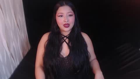 kamylabiker online show from May 6, 2026, 1:25 am