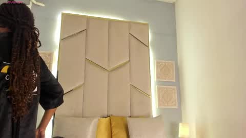 karinaacox online show from June 6, 2026, 11:26 am