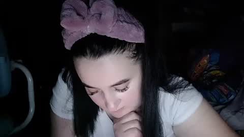 Snapshot of karinkabrunetka2 chatting on January 7, 2026, 7:38 pm karinkabrunetka2 online show from January 7, 2026, 7:38 pm