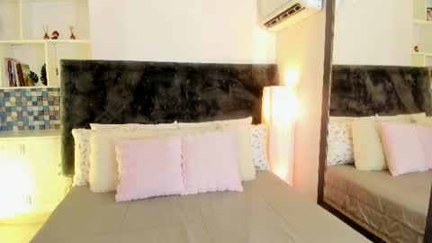 Karla Gonzaless online show from July 14, 2026, 6:46 pm
