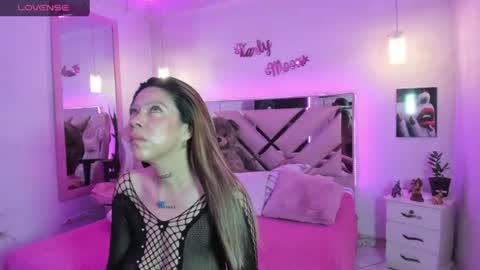 Karly Moonns online show from July 7, 2026, 12:42 pm