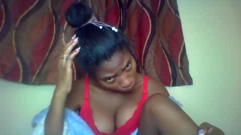 karoliee online show from July 24, 2026, 7:06 am