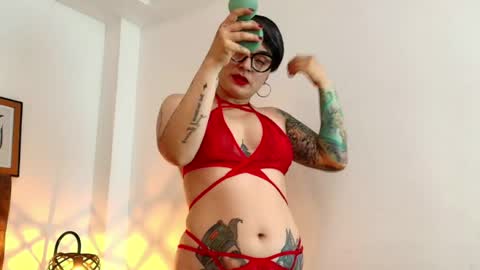 kat paradisse online show from June 3, 2026, 2:33 pm
