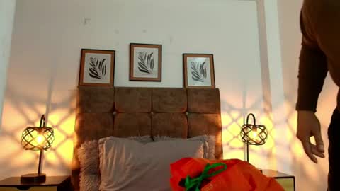 kat paradisse online show from June 21, 2026, 11:46 am