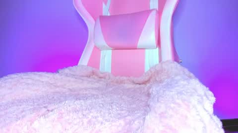 katalinaferreirax online show from June 30, 2026, 10:55 pm