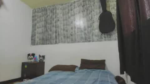 Snapshot of kate_mossi chatting on June 10, 2026, 5:01 pm Danna online show from June 10, 2026, 5:01 pm