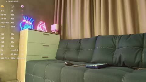 Snapshot of kateample chatting on June 7, 2026, 5:16 pm kateample online show from June 7, 2026, 5:16 pm