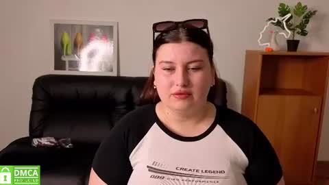 Katina online show from July 23, 2026, 5:33 pm